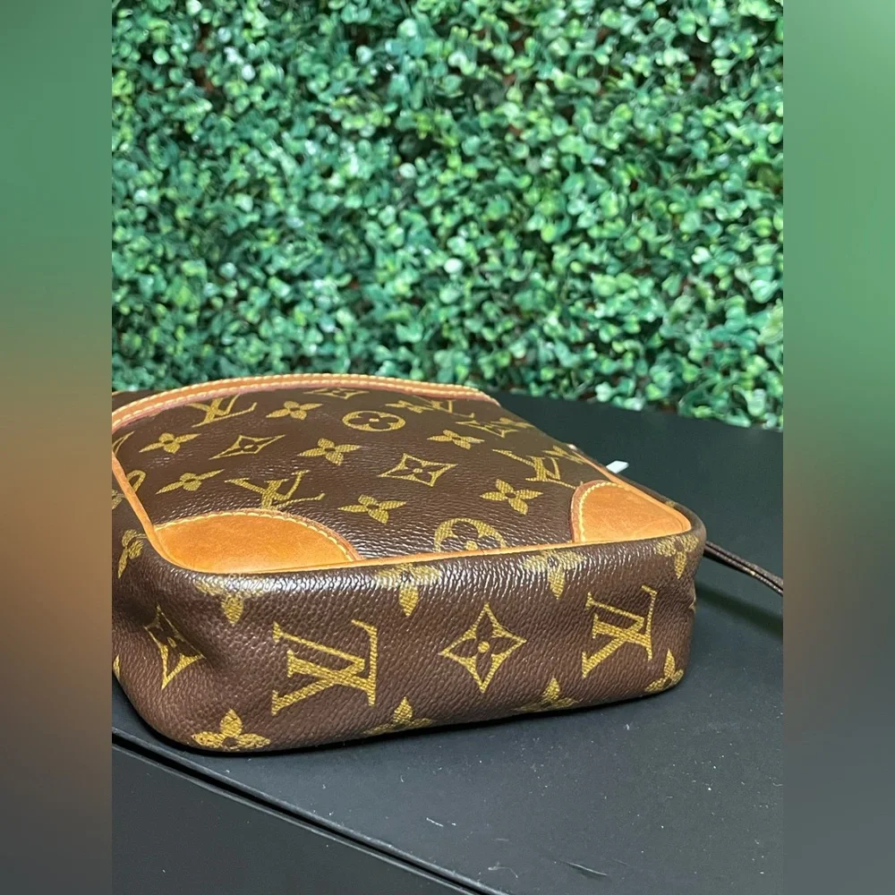 Louis Vuitton - Vintage Danube Monogram Canvas Crossbody Bag - 2002